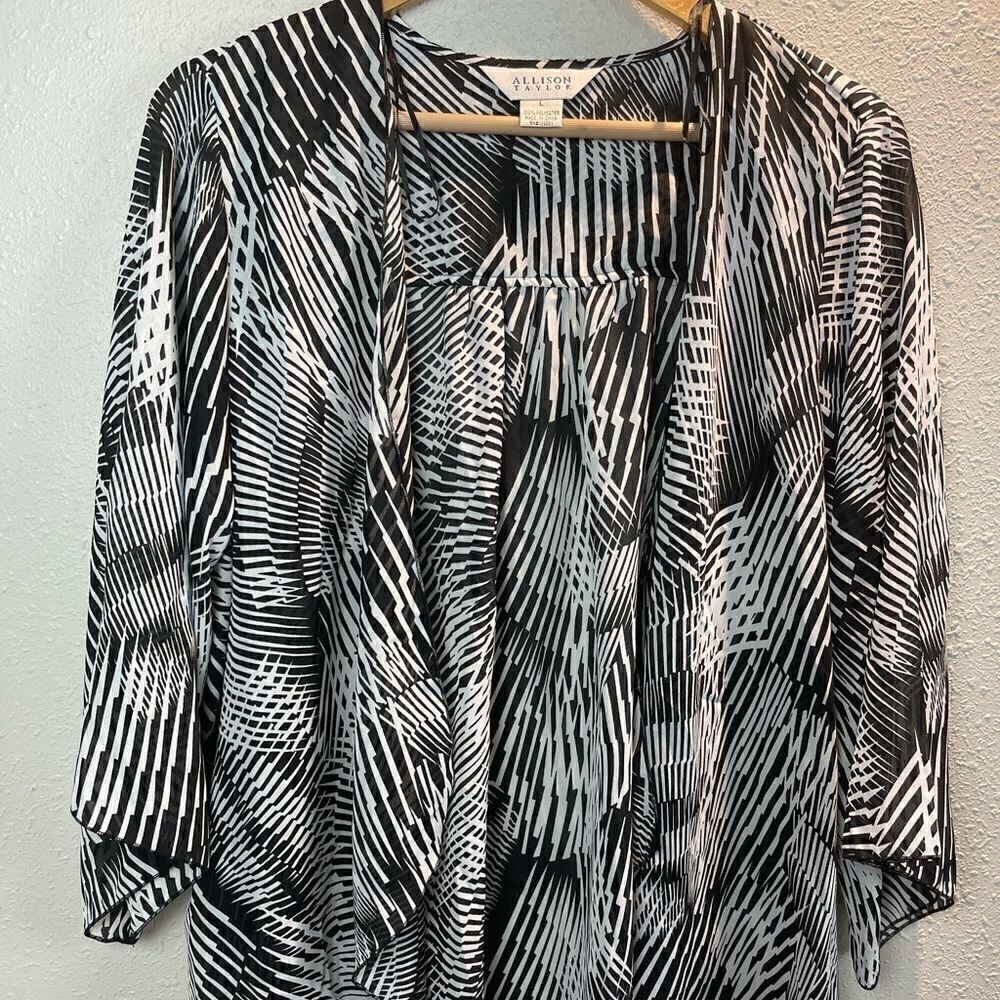 NWT Allison Taylor Women’s Top Size L